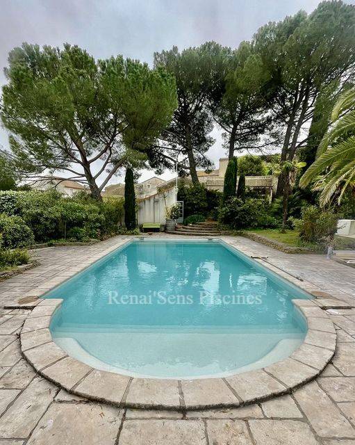 Rénovation d'une piscine rectangulaire dans l'Hérault 34